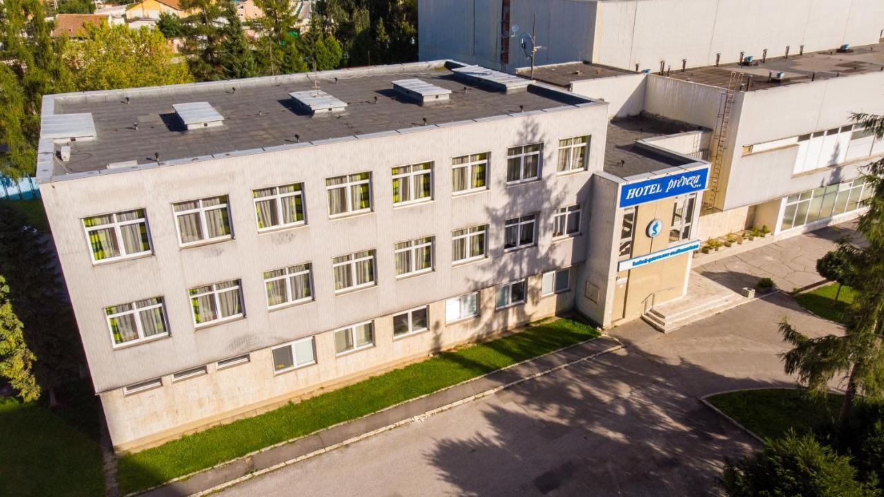 普利维扎酒店 Spišská Nová Ves 外观 照片
